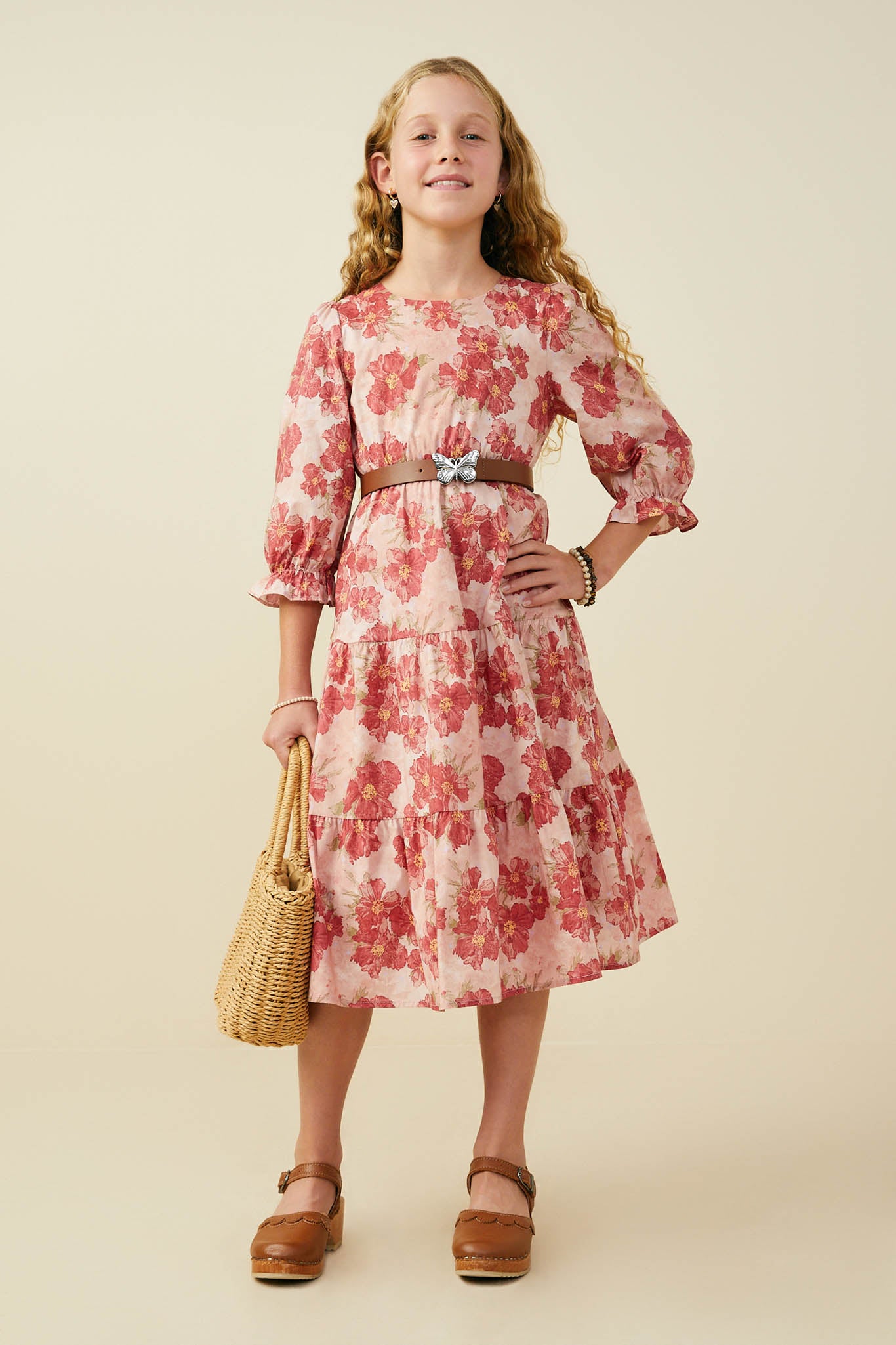 Antikes Blumenkleid mit gerafften Manschetten