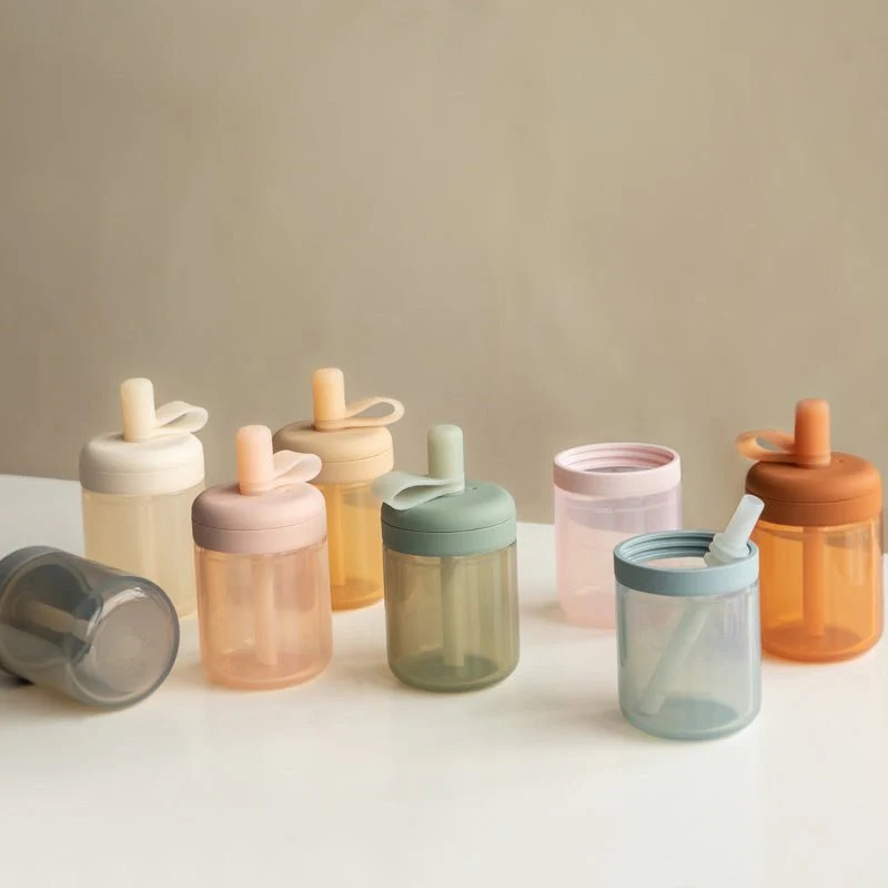 Silikon Trinklernbecher mit Strohhalm und Ventilsystem