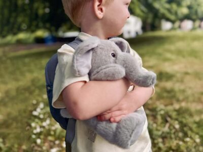 Kinderrucksack für Kleinkinder mit abnehmbarem Plüschtier Elefant